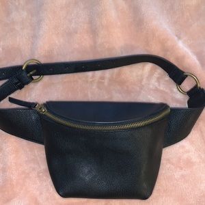 Universal thread fanny pack